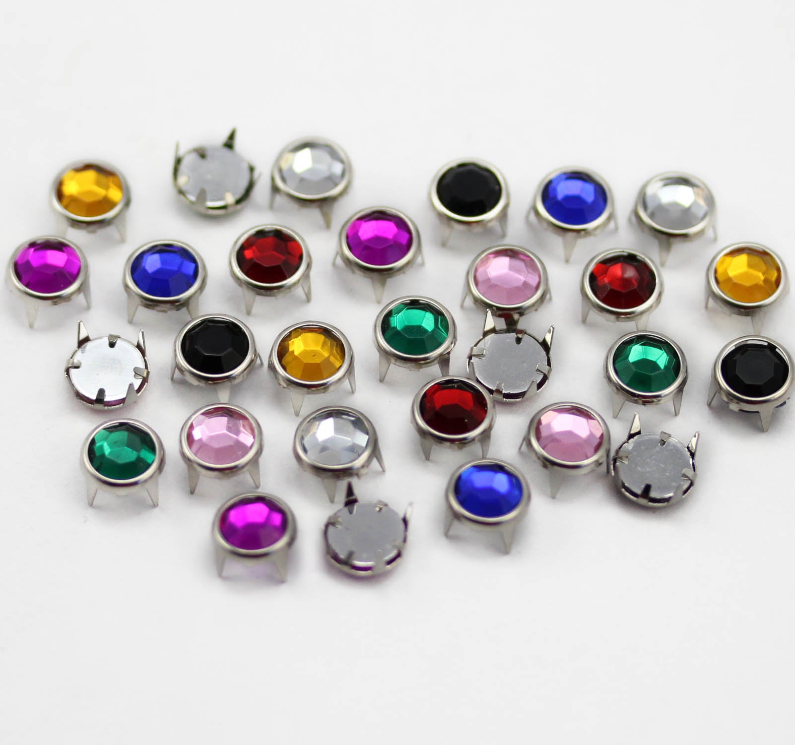 100PCS 4 Klauw Ronde Koepelklinknagels Spike Studs Spots Nailhead Punk Rock DIY Lederen Craft,Gold,5mm 100PCS 4 Klauw Ronde Koepelklinknagels Spike Studs Spots Nailhead Punk Rock DIY Lederen Craft,Gold,5mm