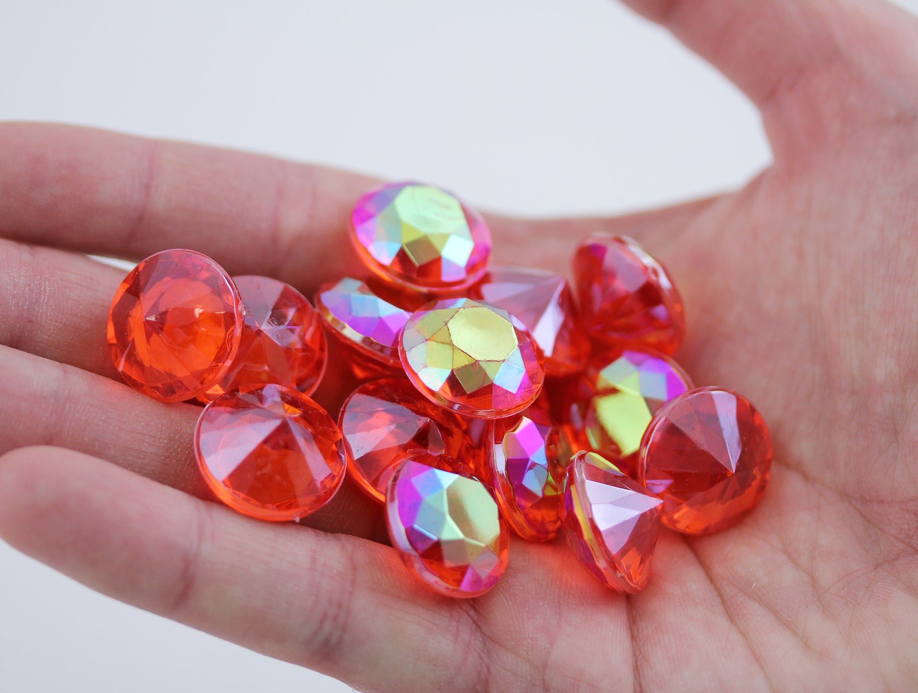 red ruby ab round acrylic diamonds wedding plastic décor gems confetti table scatter aquarium jewels stones iridescent party stones special occasions bridal showers sparkling decorations  vase fillers centerpieces dazzle accent floral arrangements point back gemstones allstarco diy crafts crafting