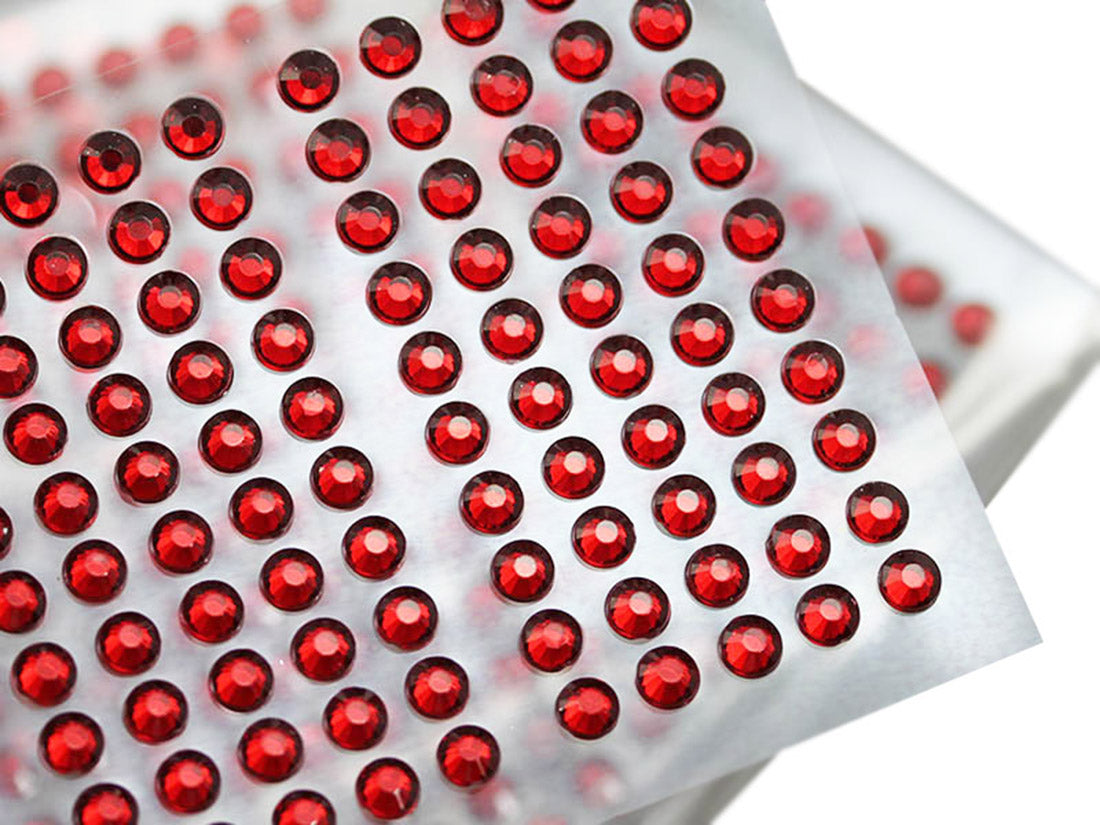 Strass autocollants en rubis rouge