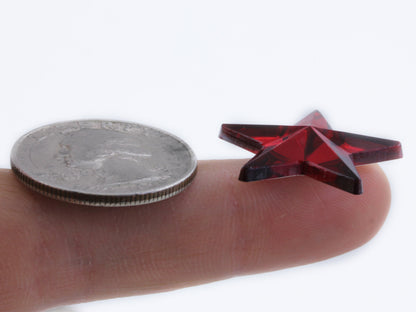 Gemmes étoilées à dos plat rubis rouge