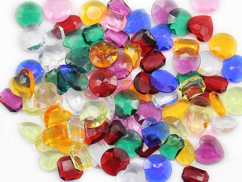 acrylic pointed back point back gems treasure jewels plastic gemstones for games parties pirate bounty hunt stones for treasure chests party favors center pieces table scatters theatrical swashbuckler jewels props larp easter egg hunt allstarco