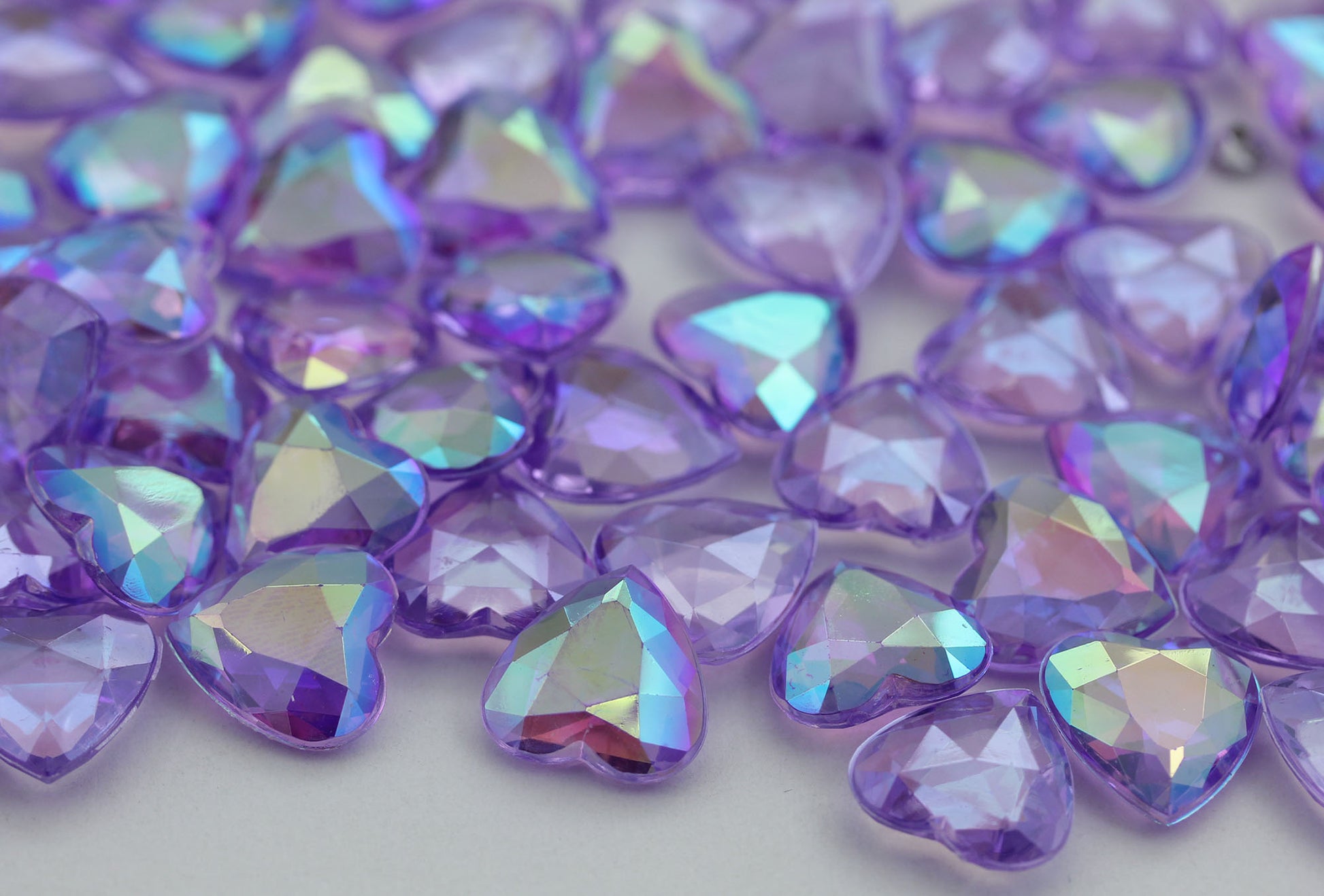 purple violet ab heart acrylic diamonds wedding plastic décor gems confetti table scatter aquarium jewels stones iridescent party stones special occasions bridal showers sparkling decorations  vase fillers centerpieces dazzle accent floral arrangements point back gemstones allstarco diy crafts crafting